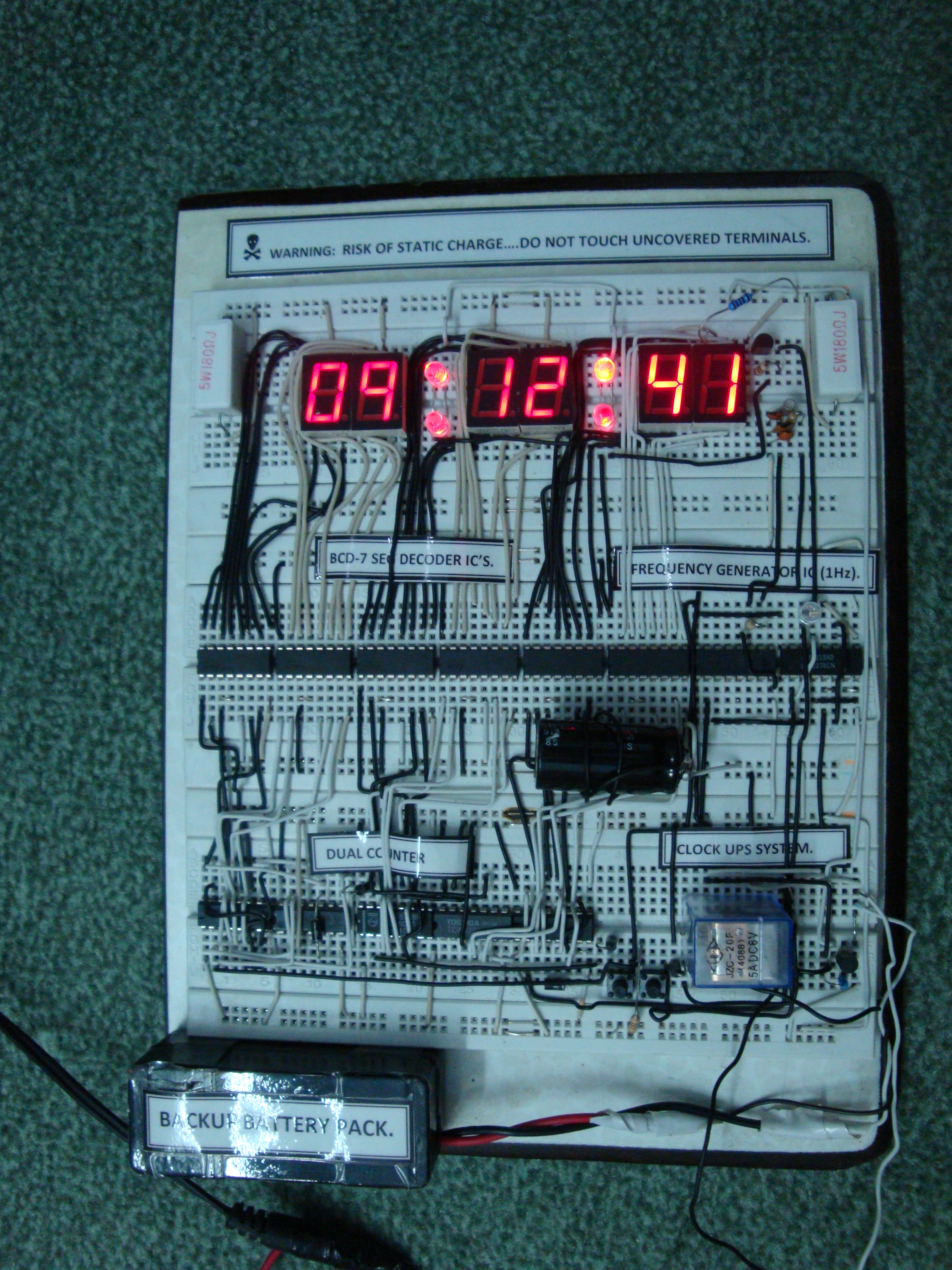Digital clock